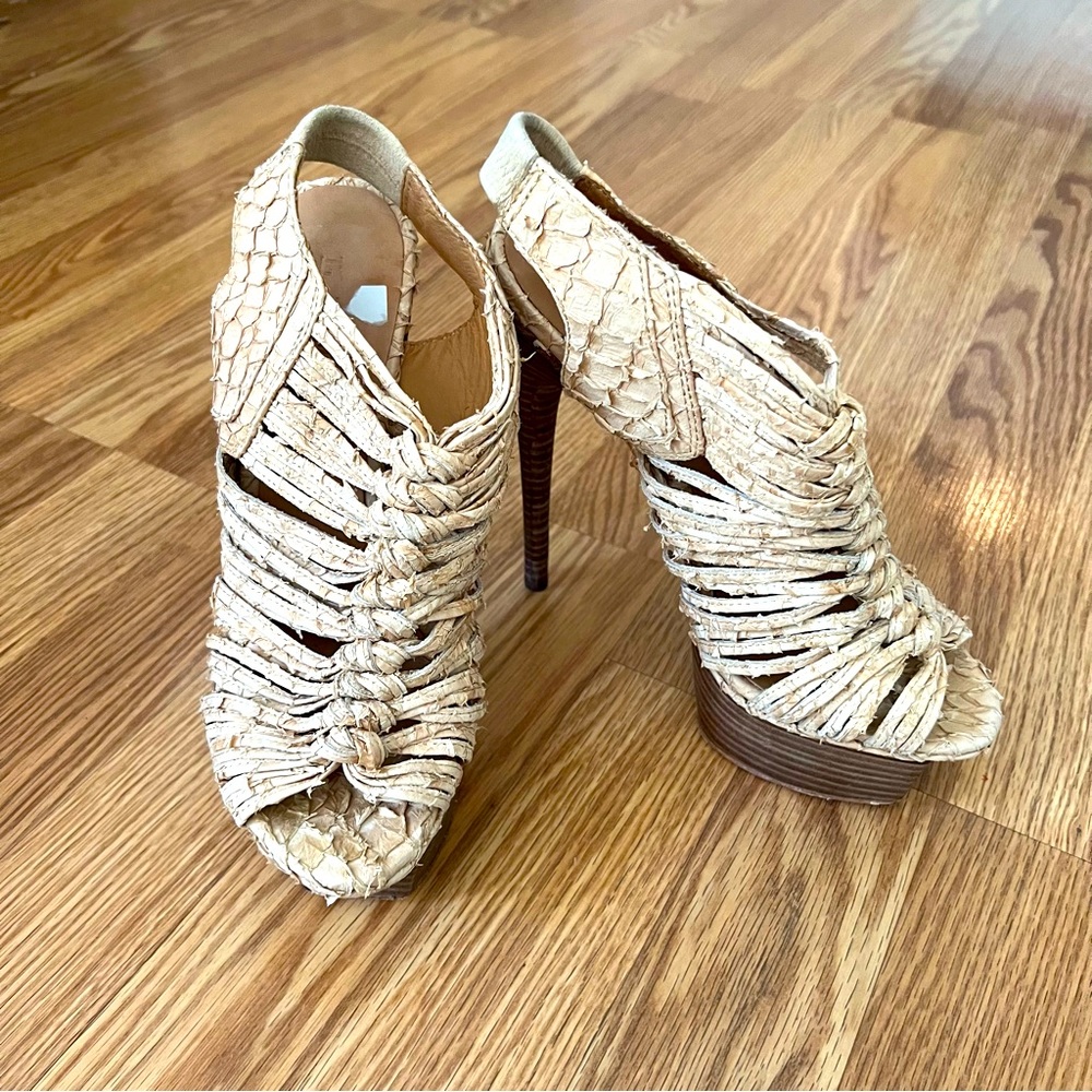 L.A.M.B.‎ Faux Snakeskin Platform Heel Straw Sandals neutral sz 7.5